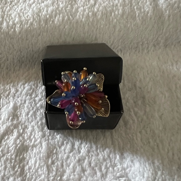 Beautiful ring! - Picture 5 of 5